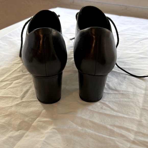 Bandolino BD Bordeaux Lace-Up Block Heel Oxford in Black Leather (8.5) - Picture 7 of 15